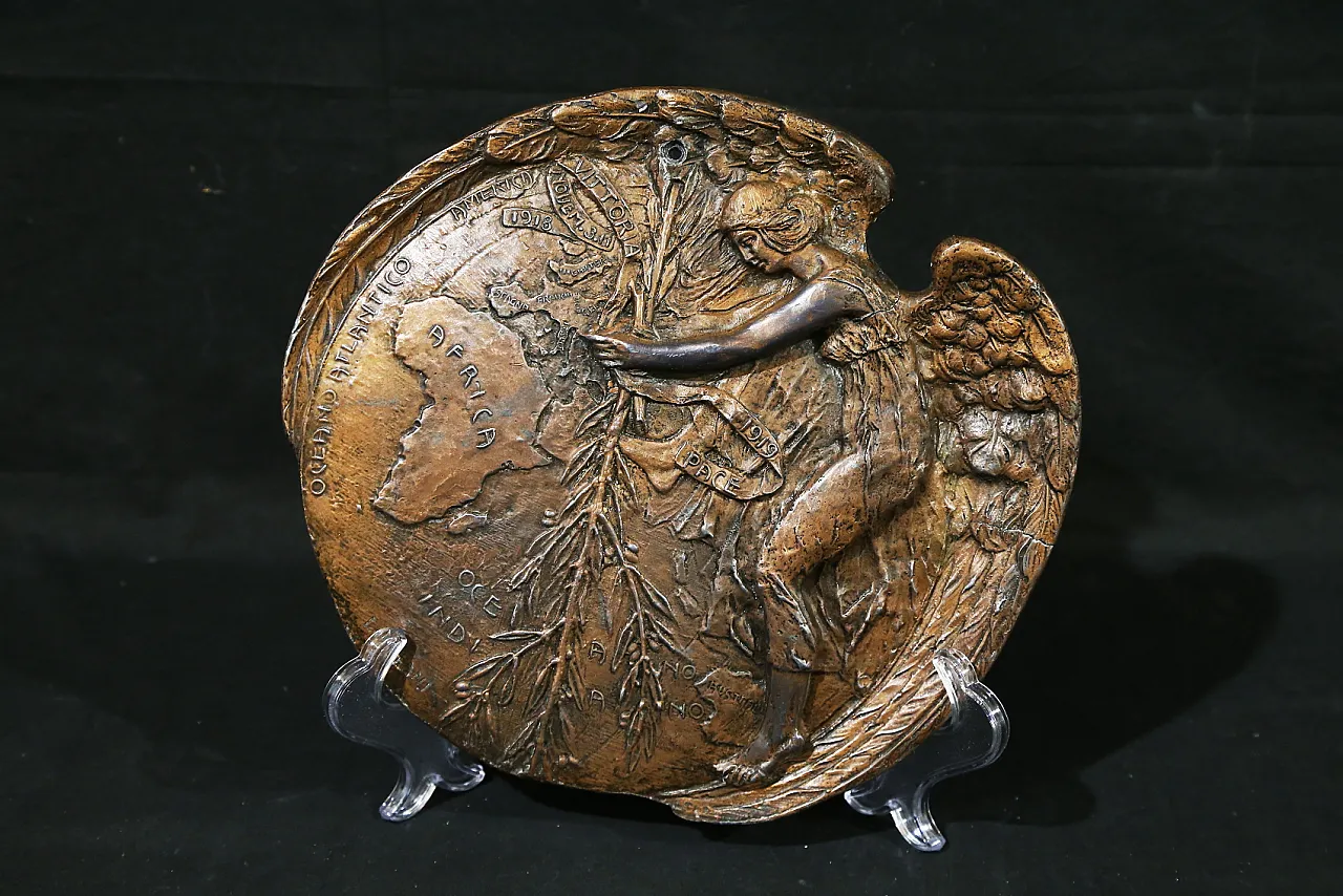 Bas-relief bronze plaque by Enea Stefani , angel of peace, 1920 1