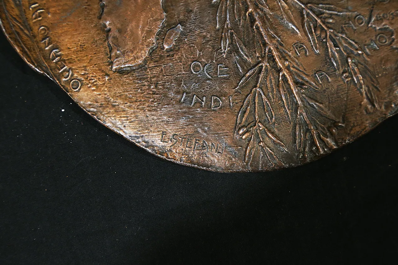 Bas-relief bronze plaque by Enea Stefani , angel of peace, 1920 12