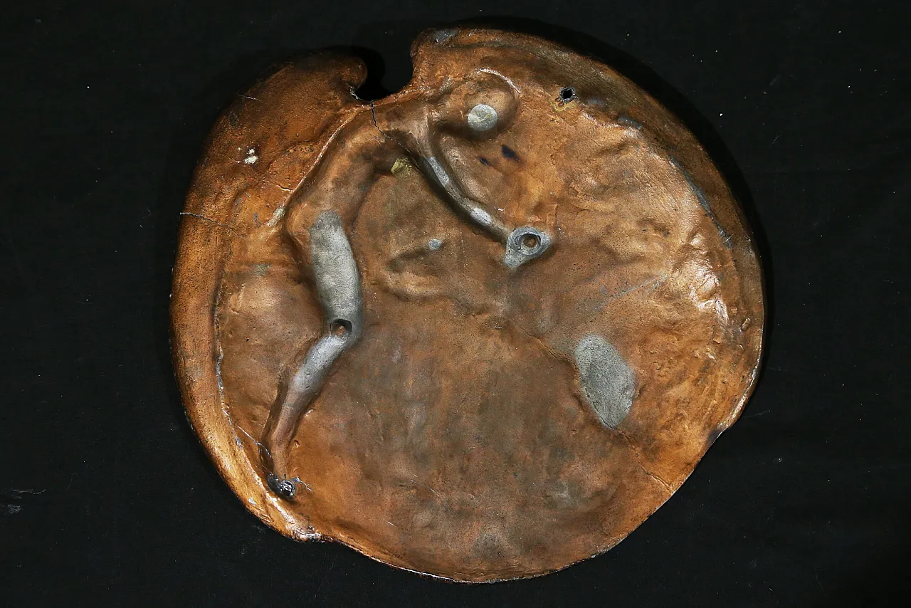 Bas-relief bronze plaque by Enea Stefani , angel of peace, 1920 18