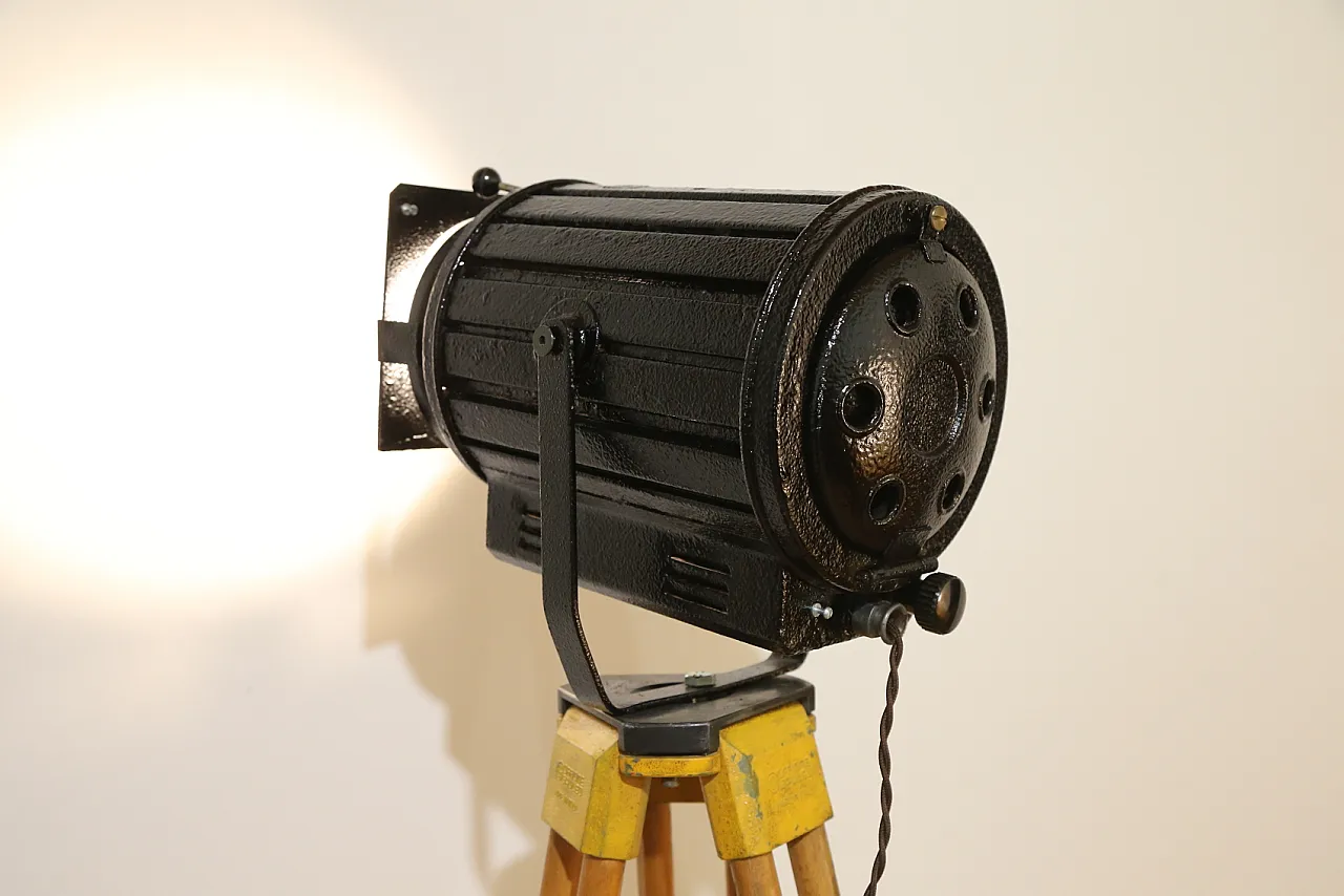 Theater lighthouse PC lens pinspot coemar  tripod floor lamp, 70s 3