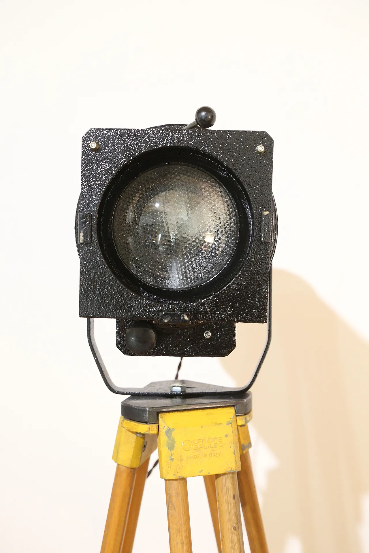 Theater lighthouse PC lens pinspot coemar  tripod floor lamp, 70s 15