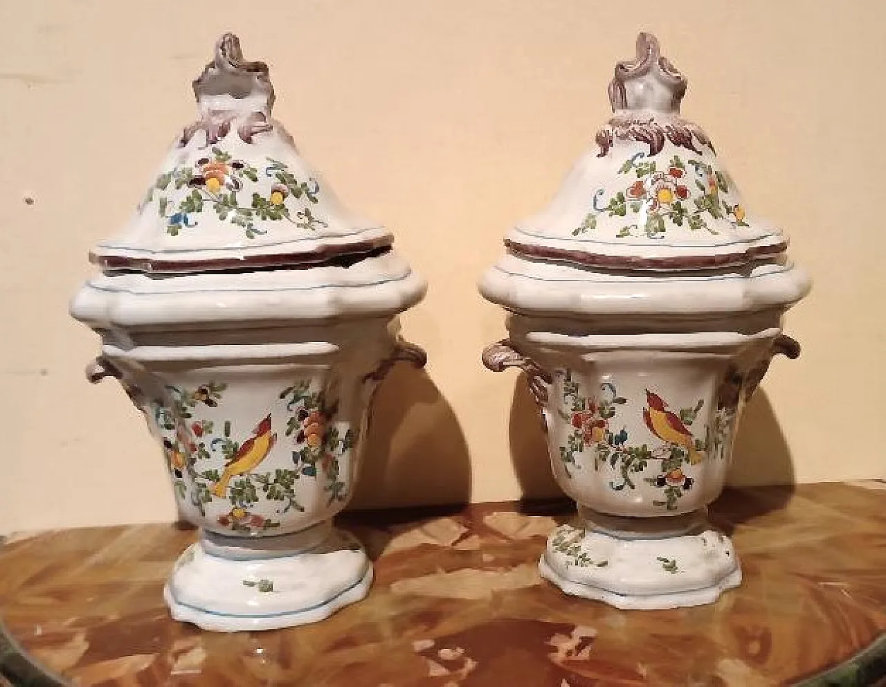 Pair of decorated terracotta vases, 18th century 1