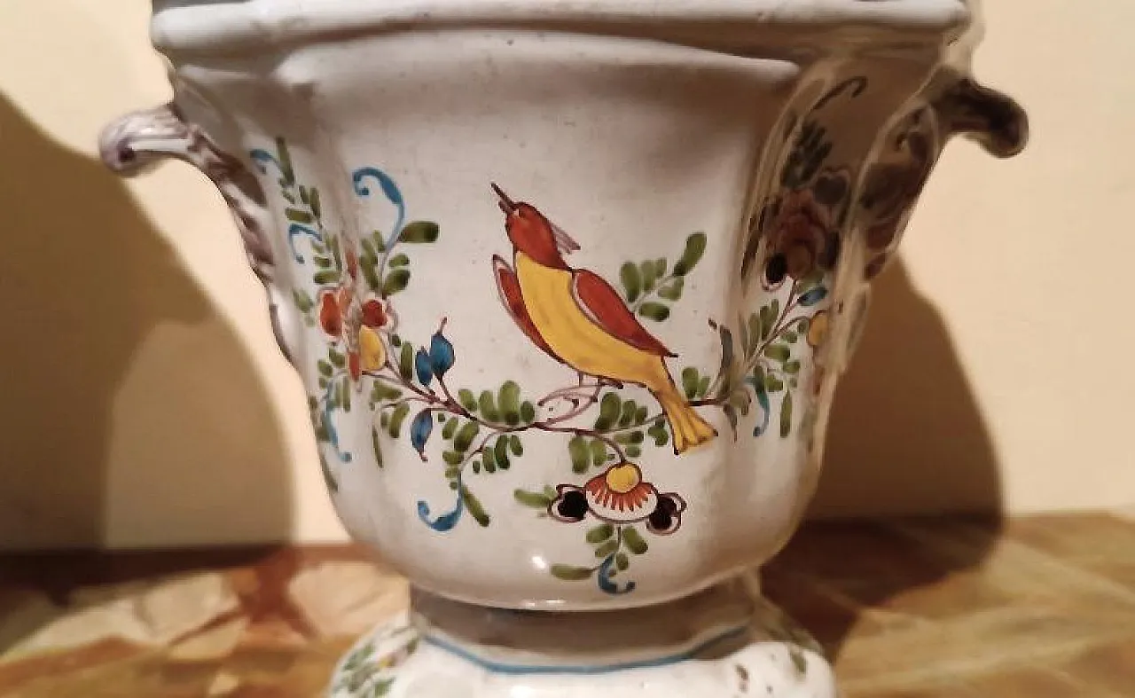 Pair of decorated terracotta vases, 18th century 3