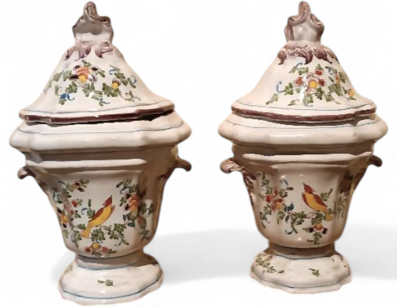 Pair of decorated terracotta vases, 18th century 12