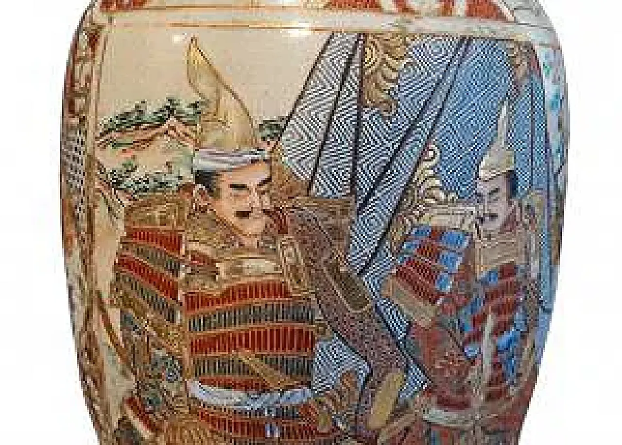 Pair of Satsuma ceramic vases, 19th century 4