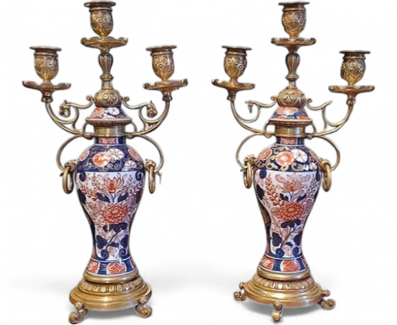 Pair of Imari porcelain three-flame candlesticks, 18th century 10