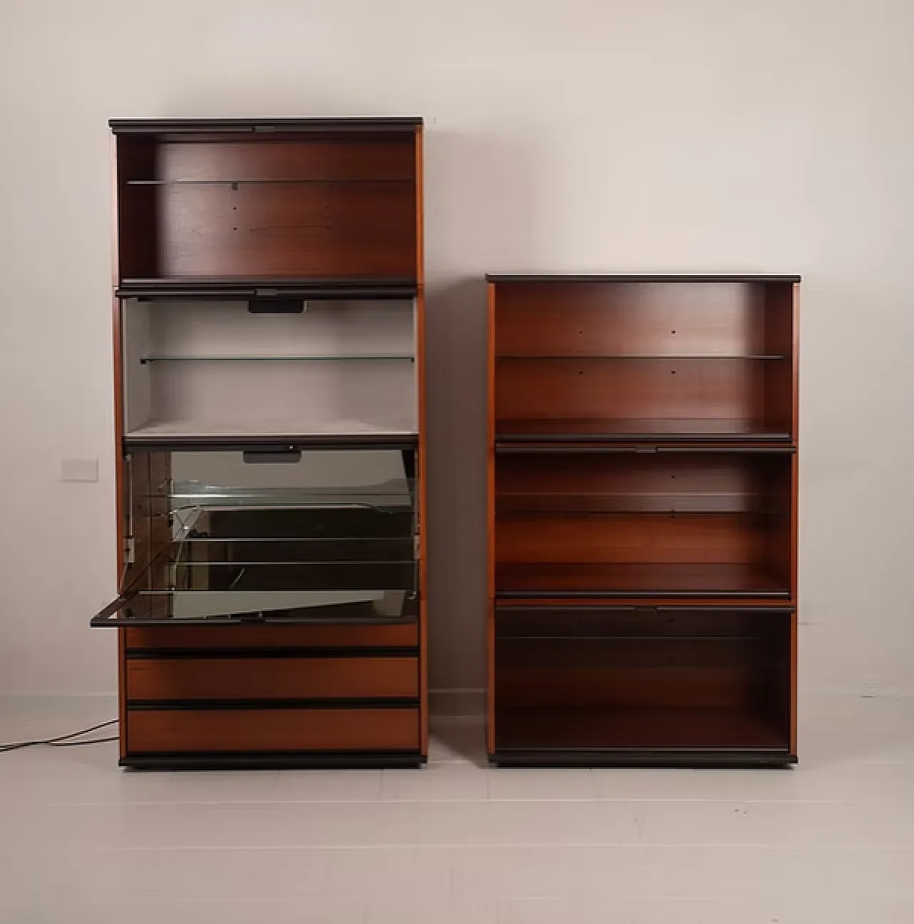 Mobili bar di Hilton di L. Acerbis e G. Stoppino per Acerbis, anni '70 5