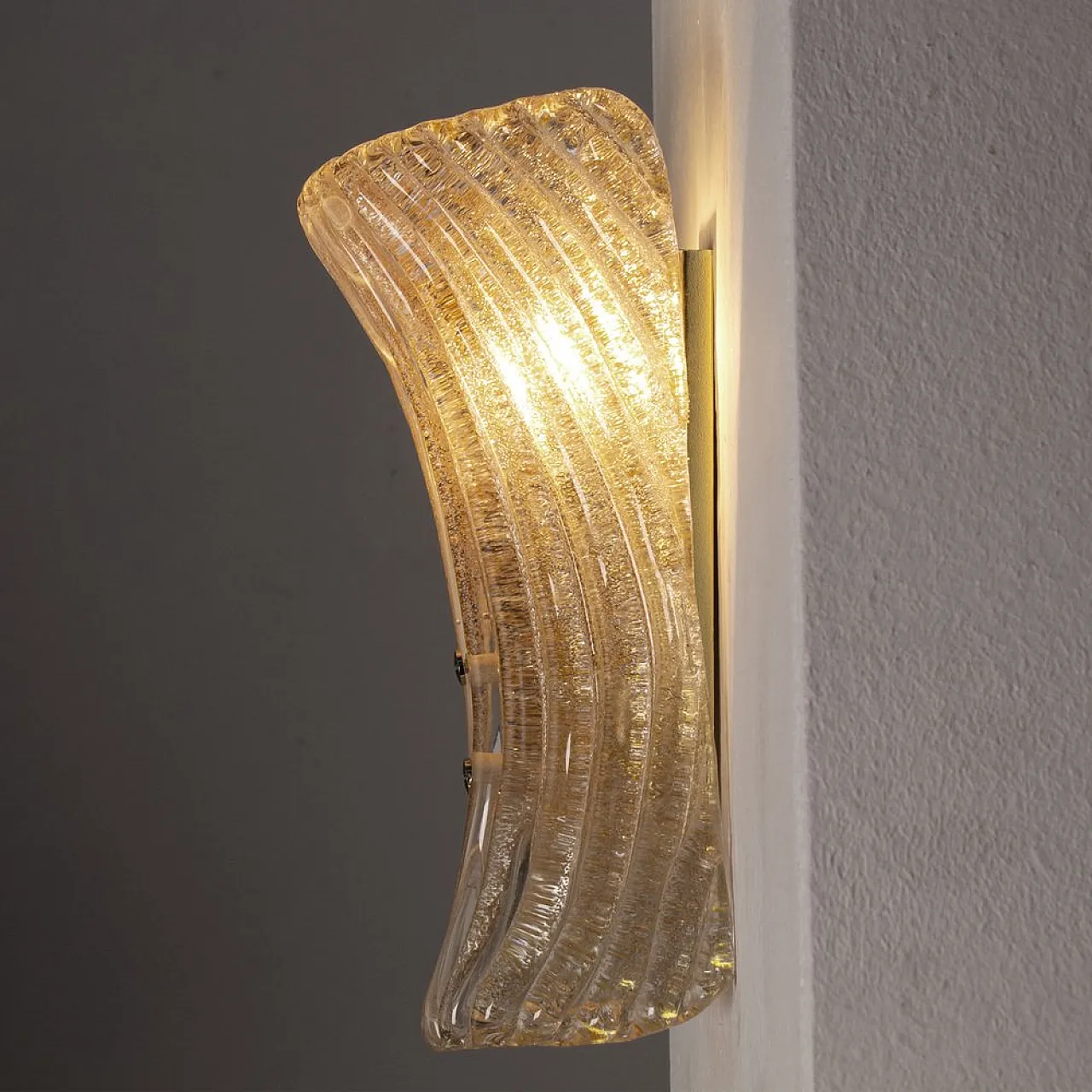Pair od ribbed Amber and Golden Murano Glass Wall Lamps, 2000s 7