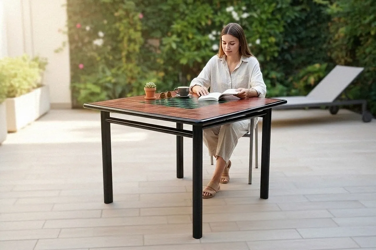 Tavolo da Gioco in palissandro e cuoio intarsiato a mano, 1970 16