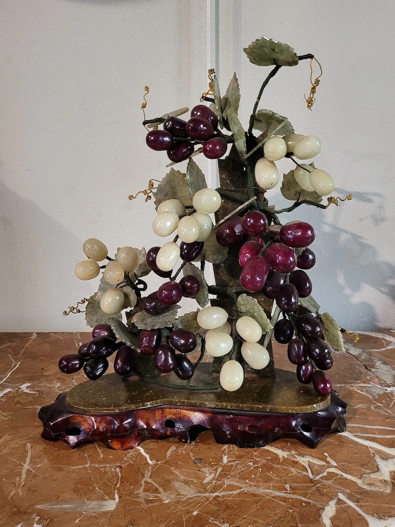 Vine branch - Composition in polychrome semiprecious stones 2
