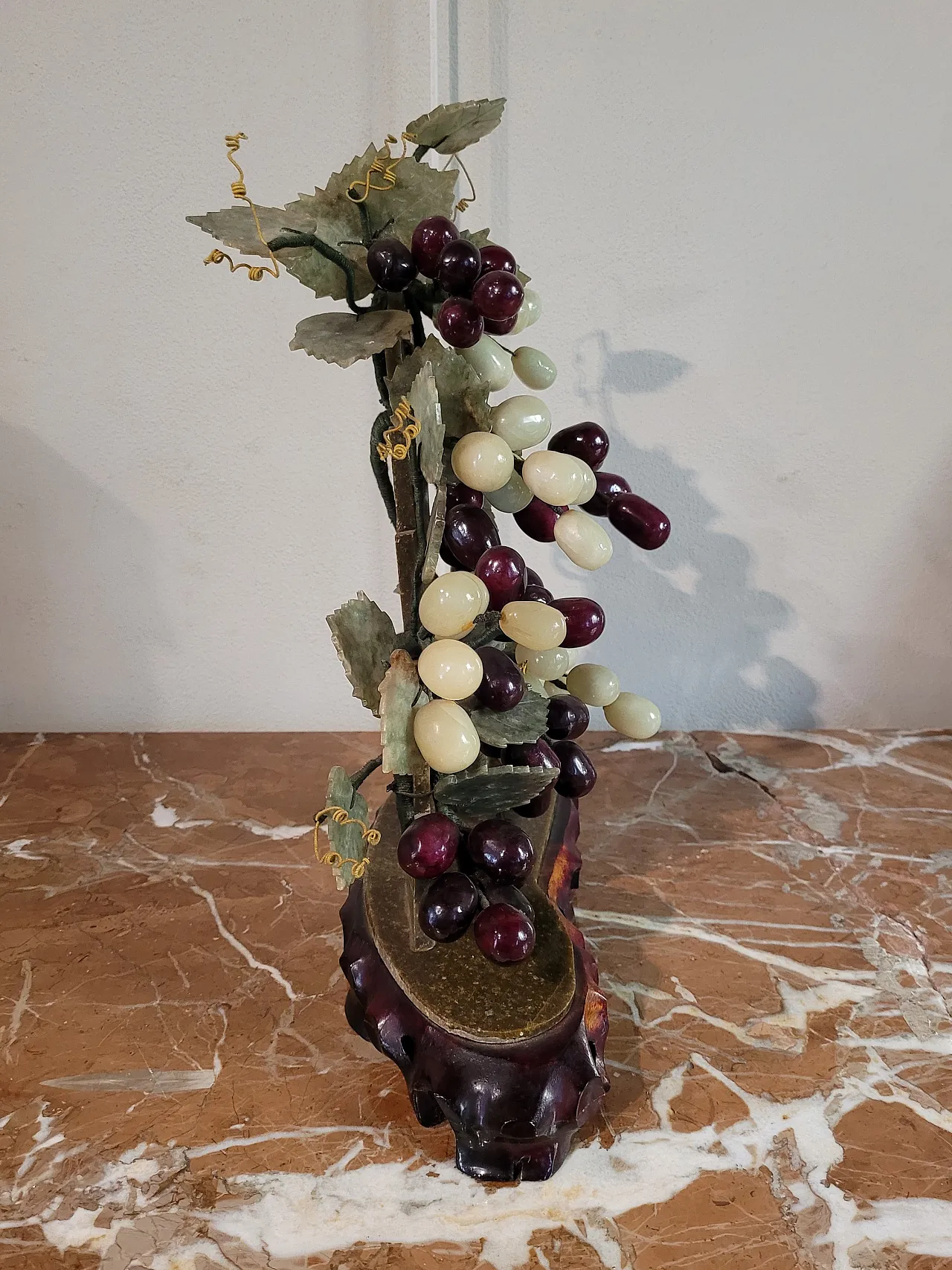 Vine branch - Composition in polychrome semiprecious stones 3
