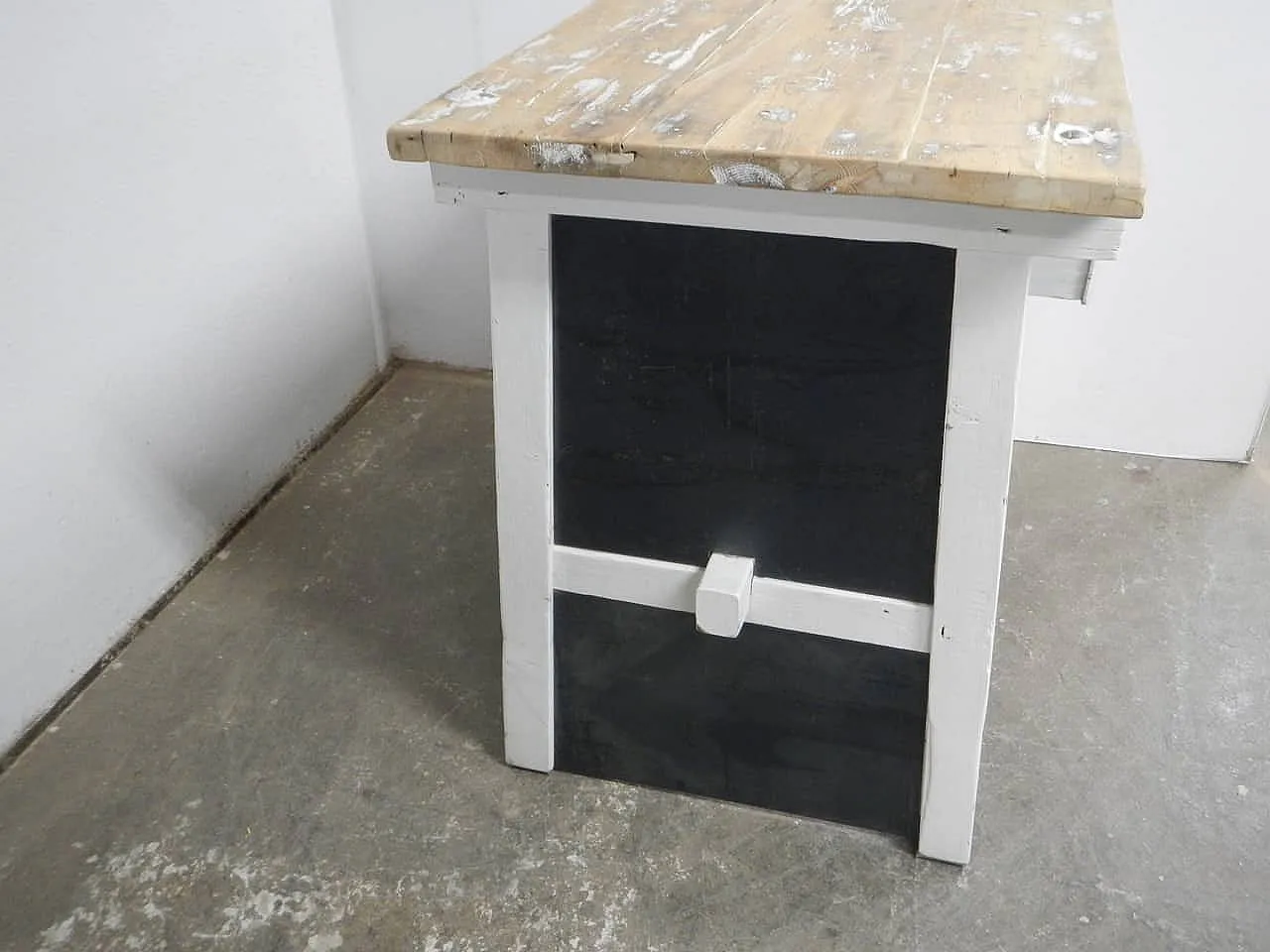 Cash counter in fir wood and metal 1980 5