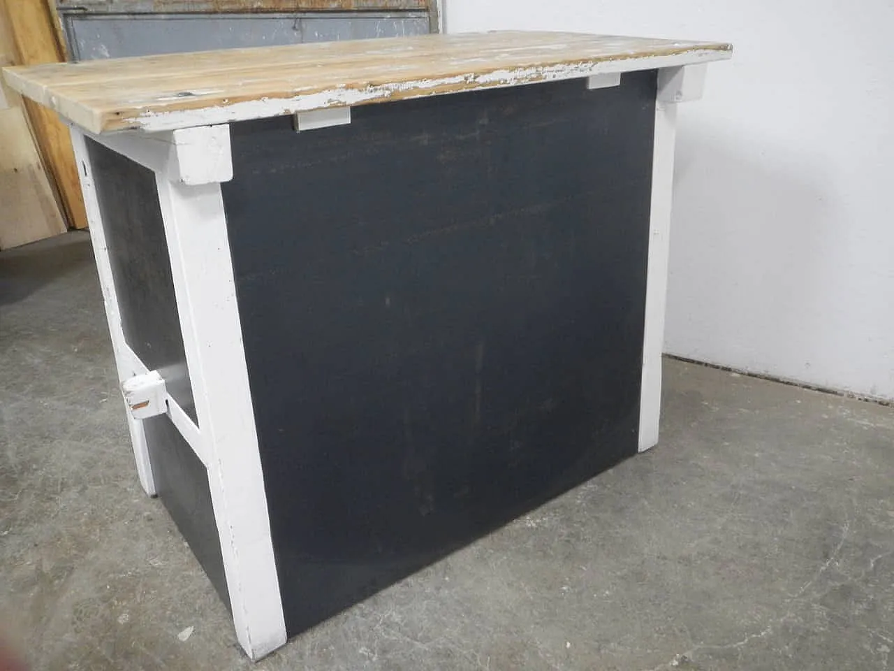 Cash counter in fir wood and metal 1980 7