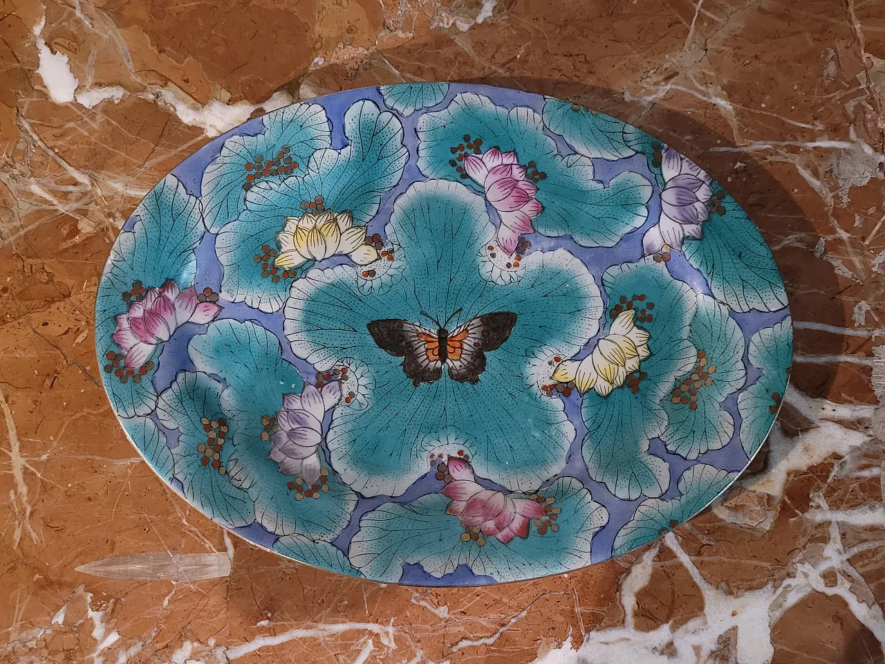 Zuppiera e piatto in porcellana, Cina, del '900 10