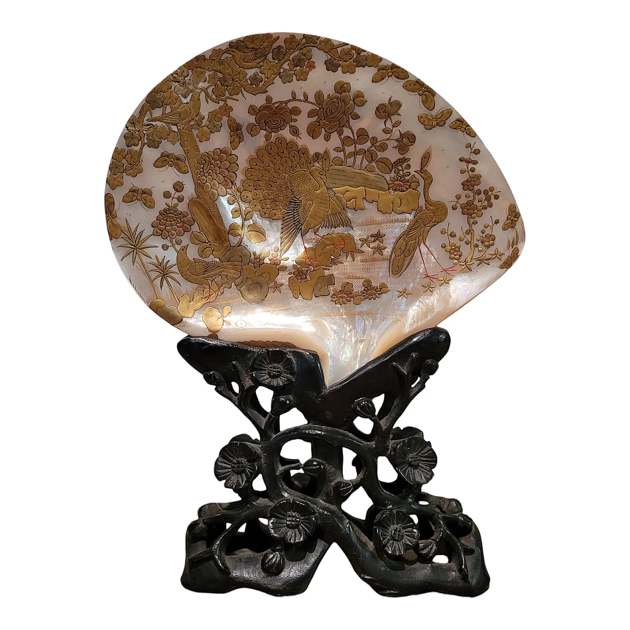 Landscape with peacocks - Engraving on golden mother-of-pearl shell 1