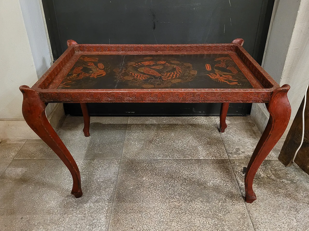 Coffee table in lacquered wood, China, 20th century 2