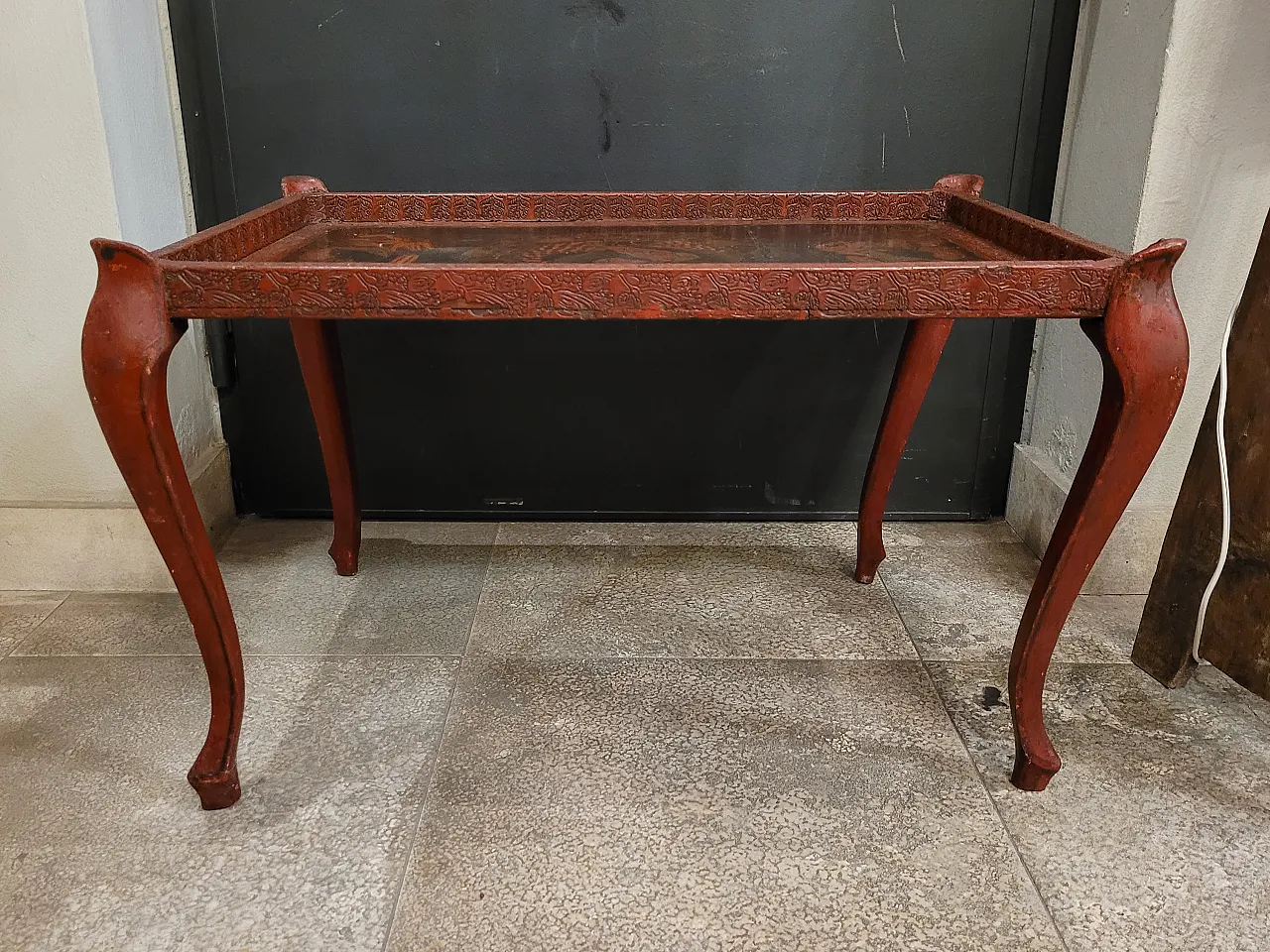 Coffee table in lacquered wood, China, 20th century 5