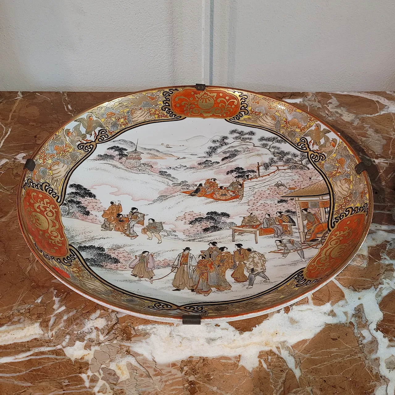 Kutani porcelain plate, Japan, from the Meiji period 1867 - 1912 3