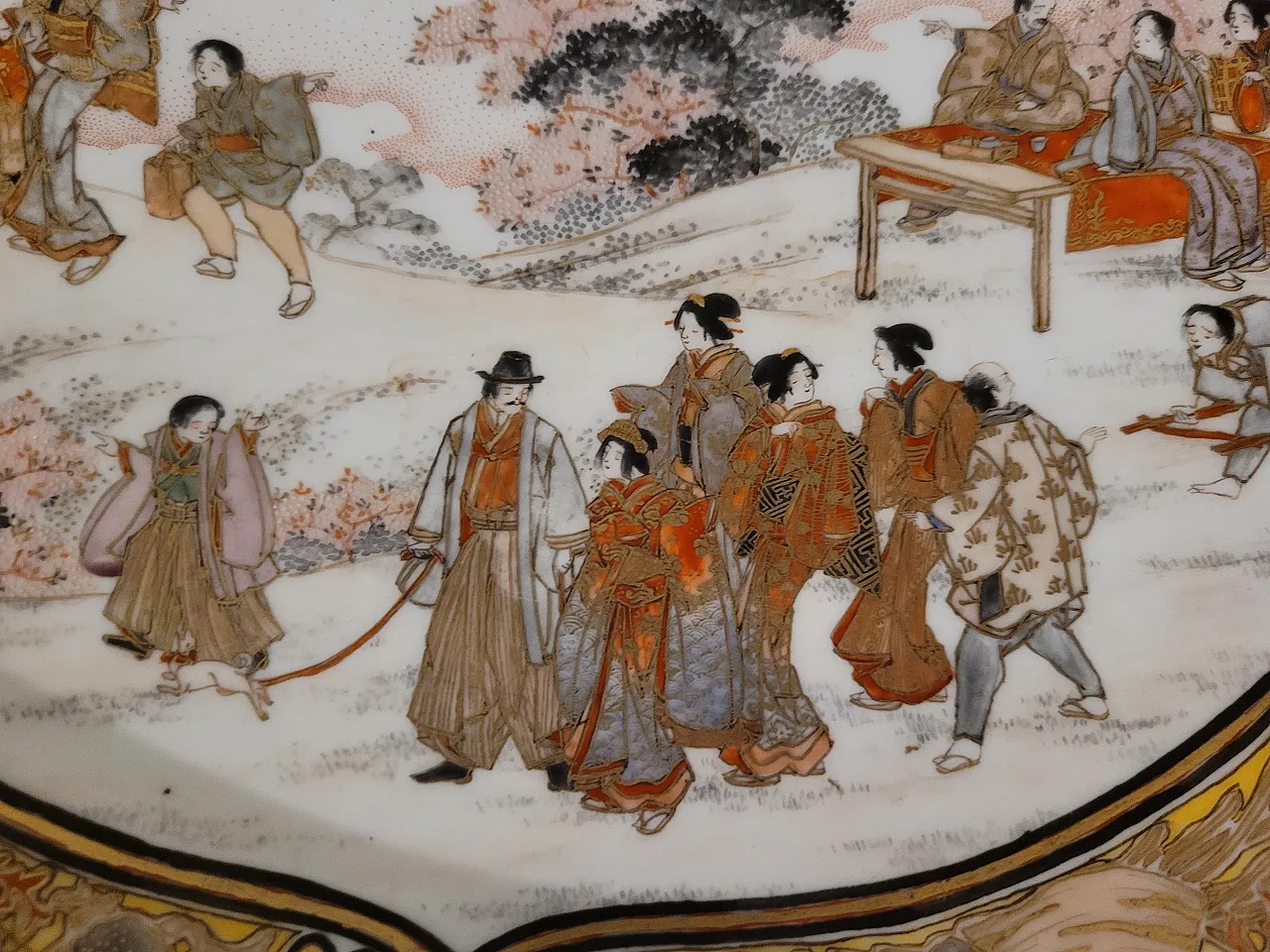 Kutani porcelain plate, Japan, from the Meiji period 1867 - 1912 9