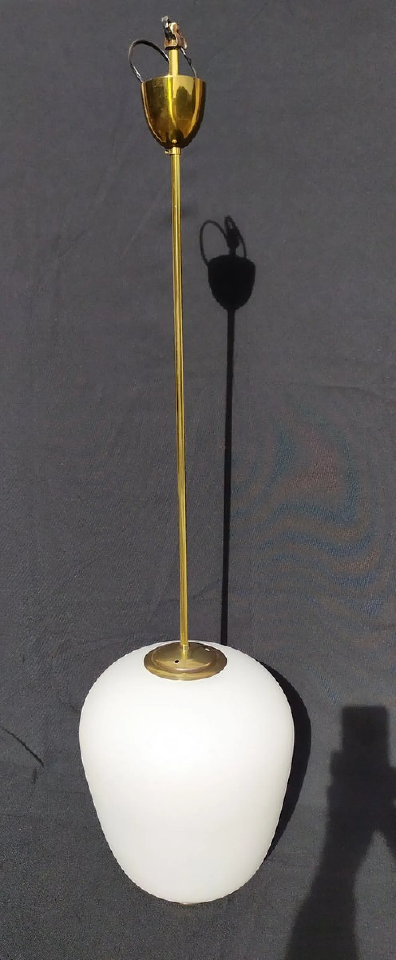 Lampadario in vetro e ottone di Gino Sarfatti per Arteluce, anni '50 3