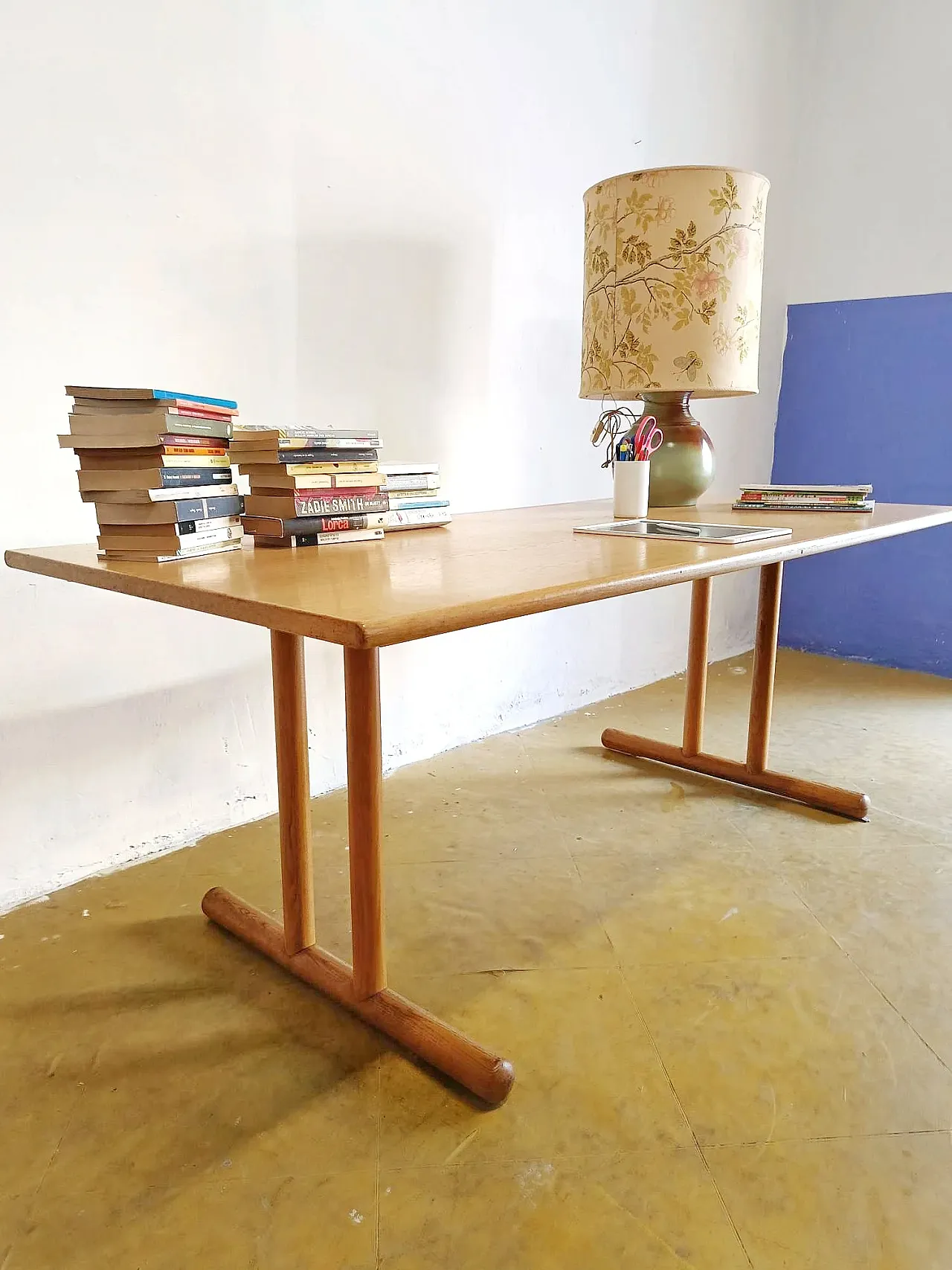 Light Oak Table Central Base Danish, 60s 1