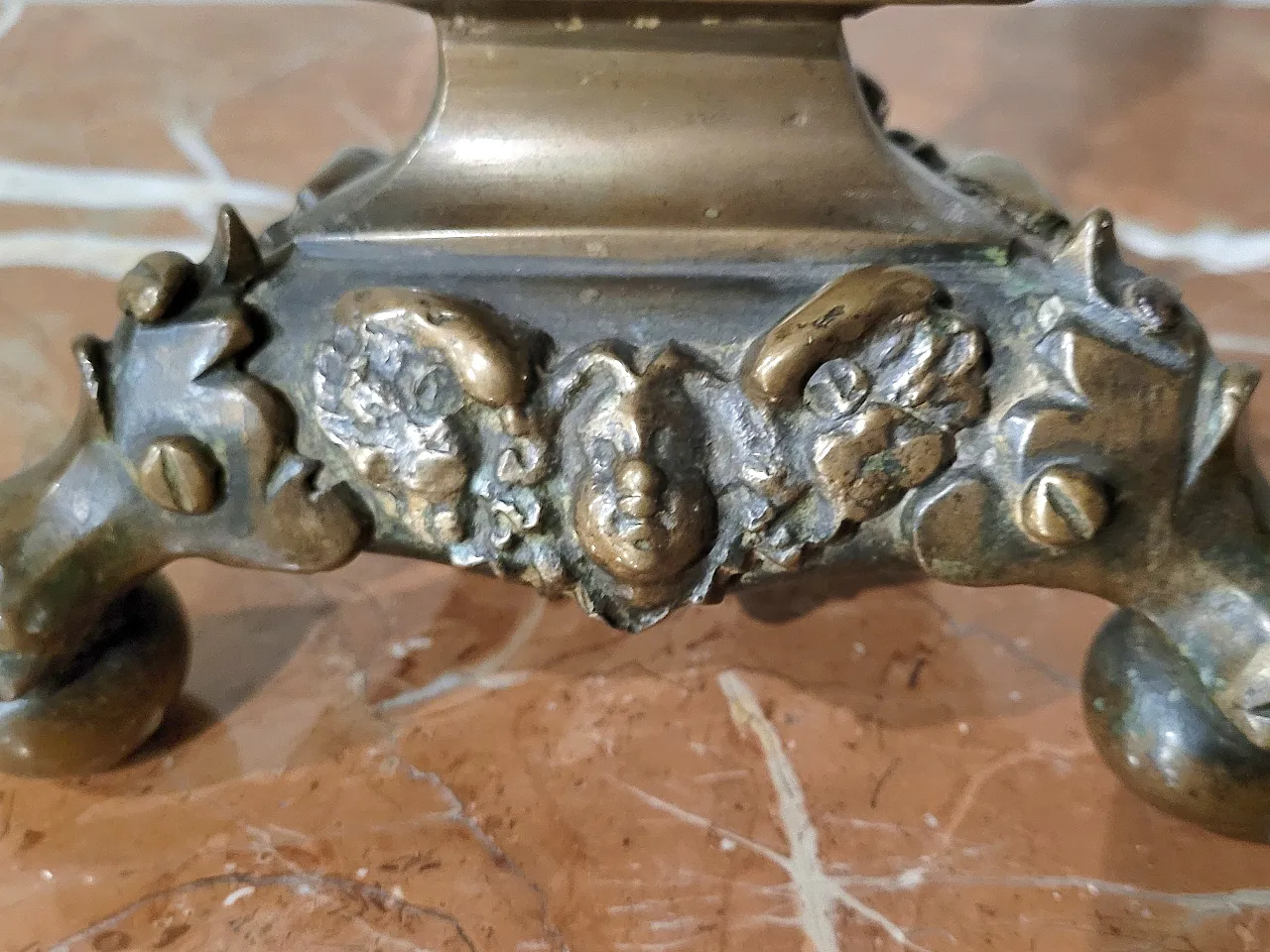 Pair of bronze candlesticks, Italy, 17th century 15