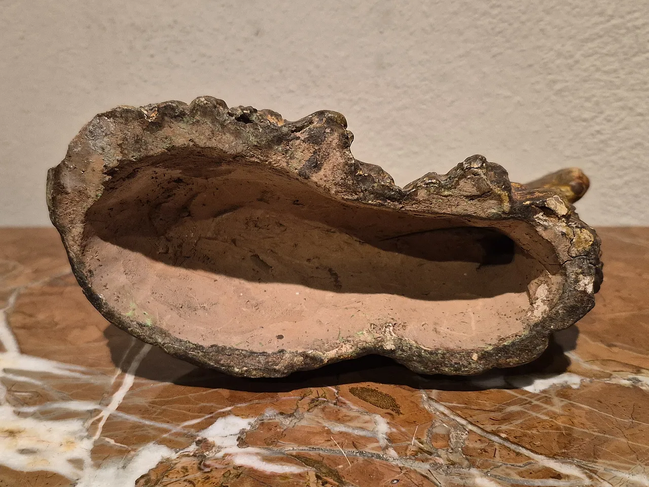 Montone nativity scene statue in polychrome terracotta, Naples, 18th c 7