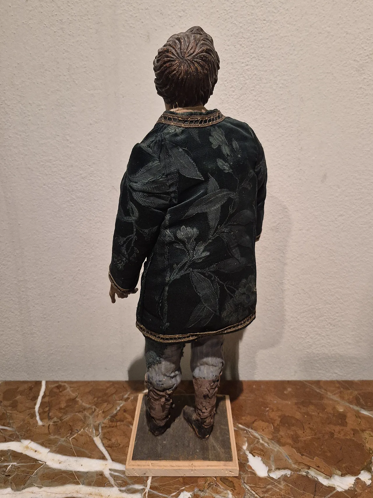 Shepherd ativity scene statue in terracotta, glass, polychrome fabric 4