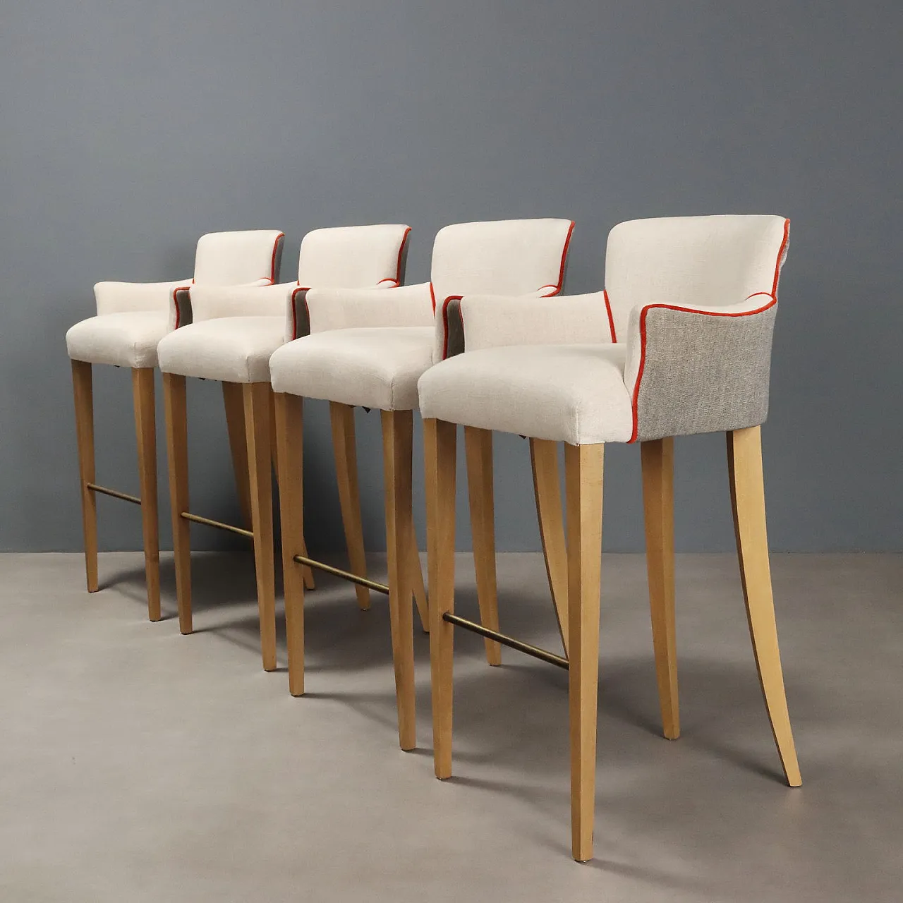 8 Sgabelli di William Yeoward in faggio e ottone, '900 5