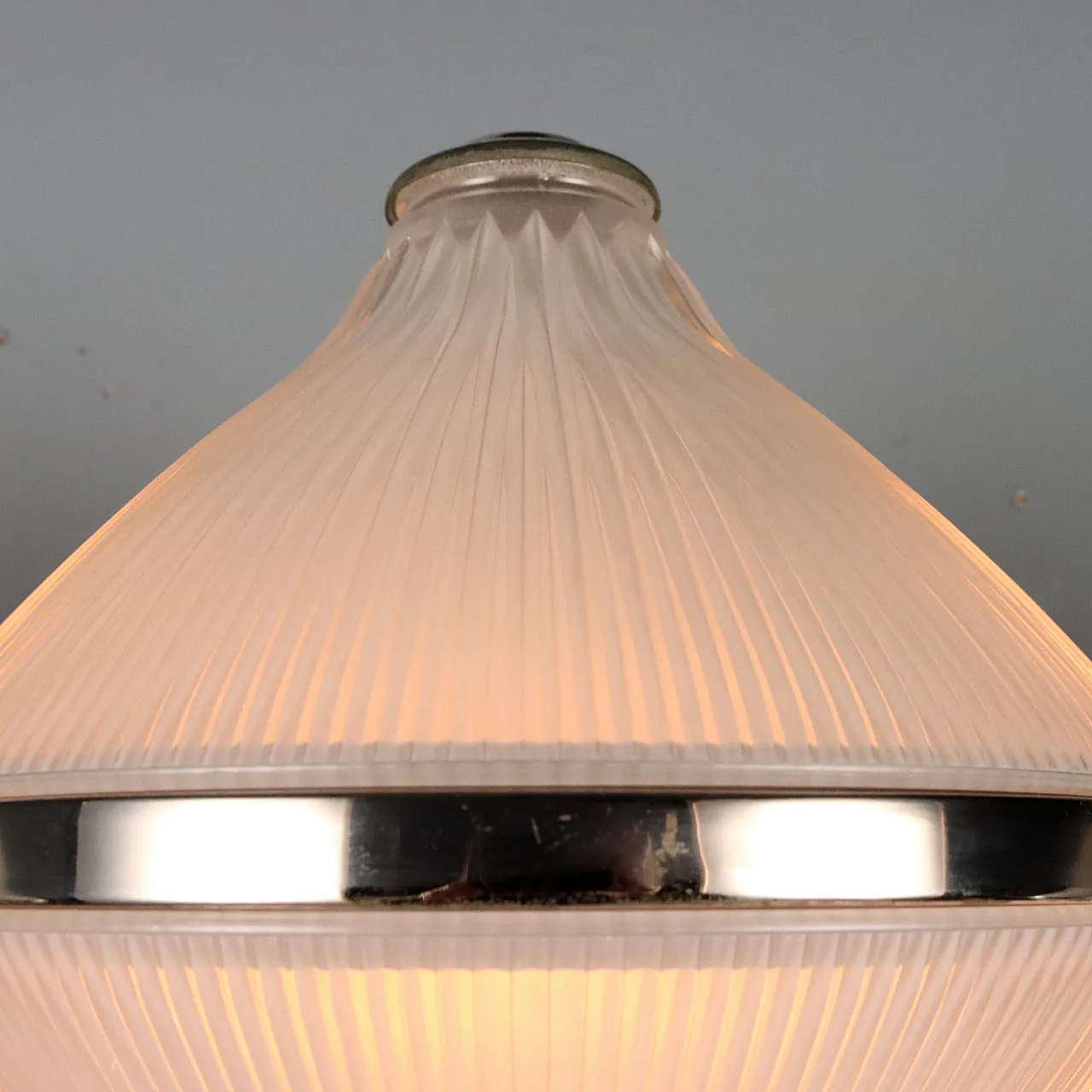 Pair of nickel-plated metal wall lights & glass diffuser, 20th century 5