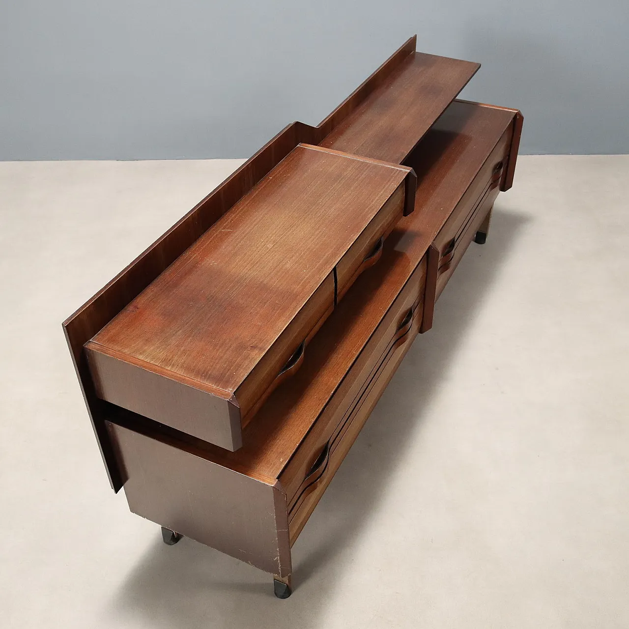 Mobile con cassetti e ripiano in legno esotico e metallo, '900 7