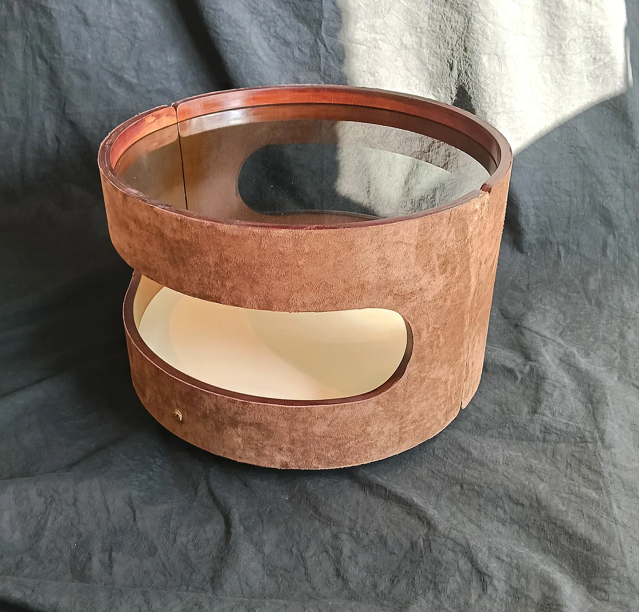 Coffee table by Joe Colombo. 70s 6