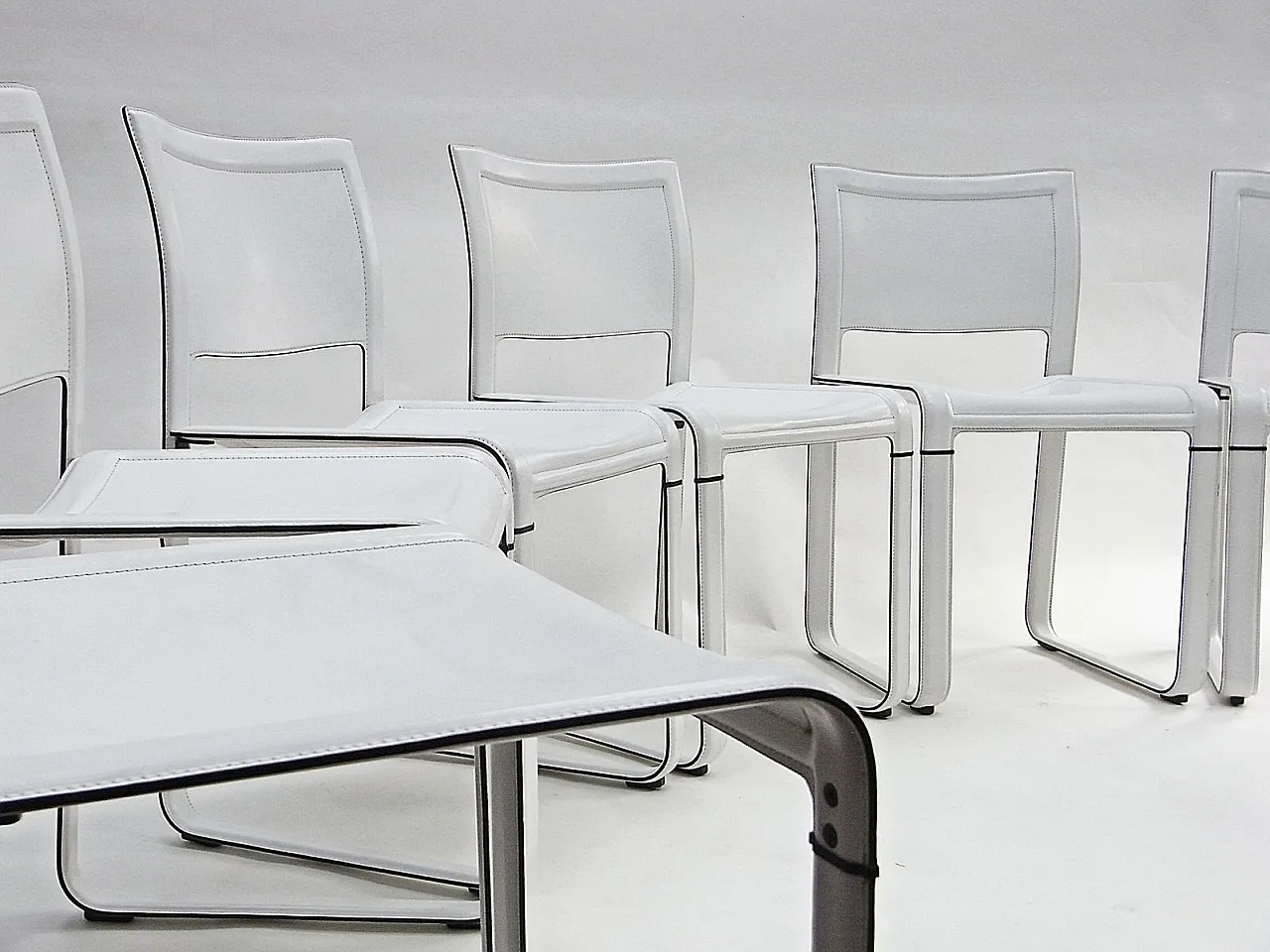 6 Sedie Sistina di Tito Agnoli per Matteo Grassi, anni '80 5