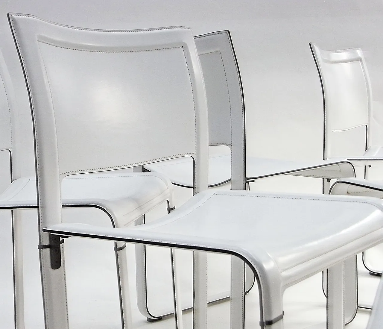 6 Sedie Sistina di Tito Agnoli per Matteo Grassi, anni '80 7