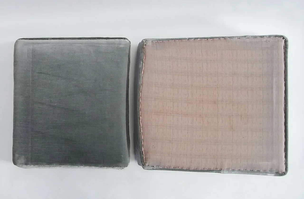 Poltrona Carlo in Velluto con cuscini spring core, metà '900 21