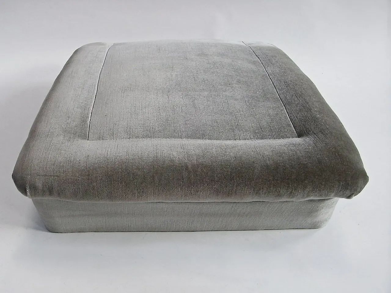 Poltrona Carlo in Velluto con cuscini spring core, metà '900 24