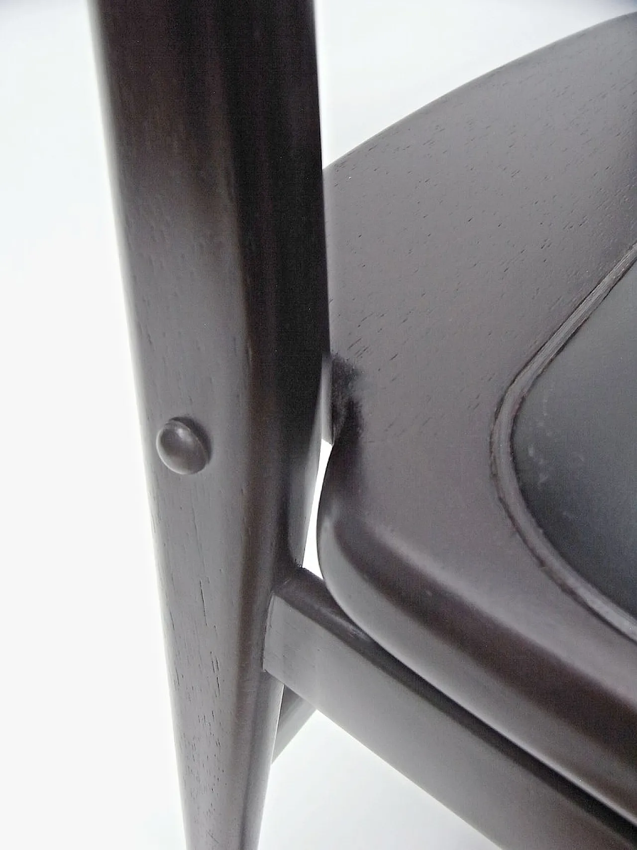 5 Sedie in ciliegio e pelle di S.Rodrigues per Lin Brazil, anni 2000 14