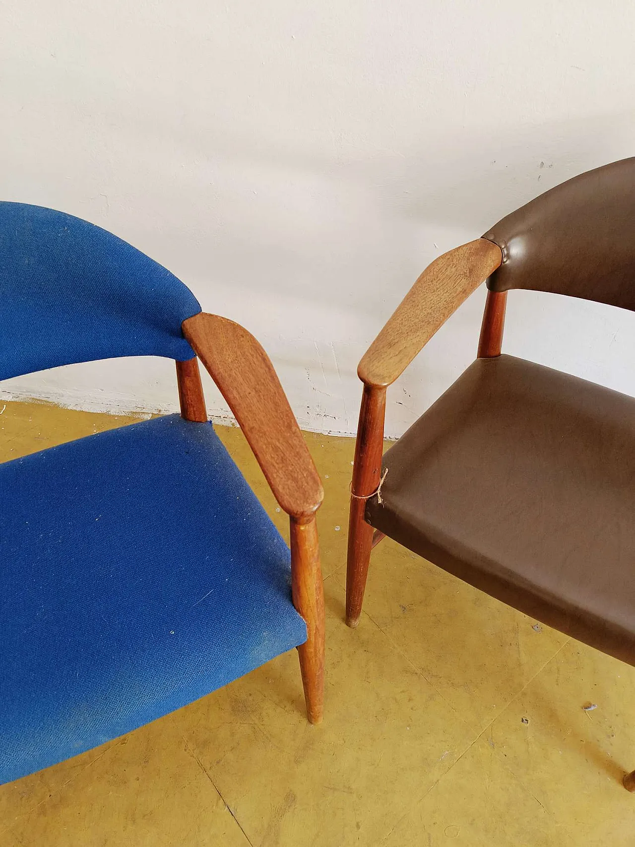 Pair of chairsby Kurt Olsen, 1960s 4