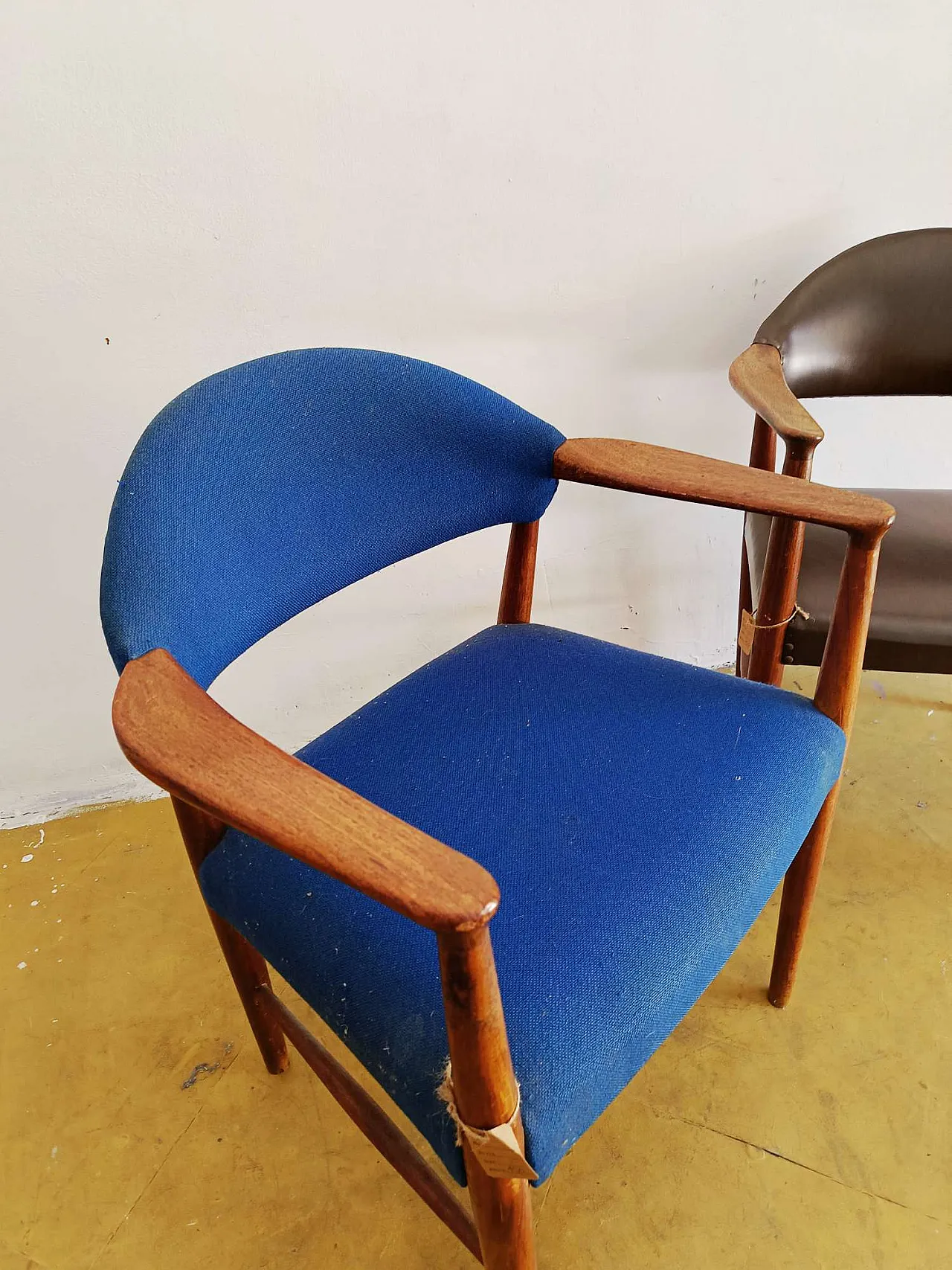 Pair of chairsby Kurt Olsen, 1960s 6
