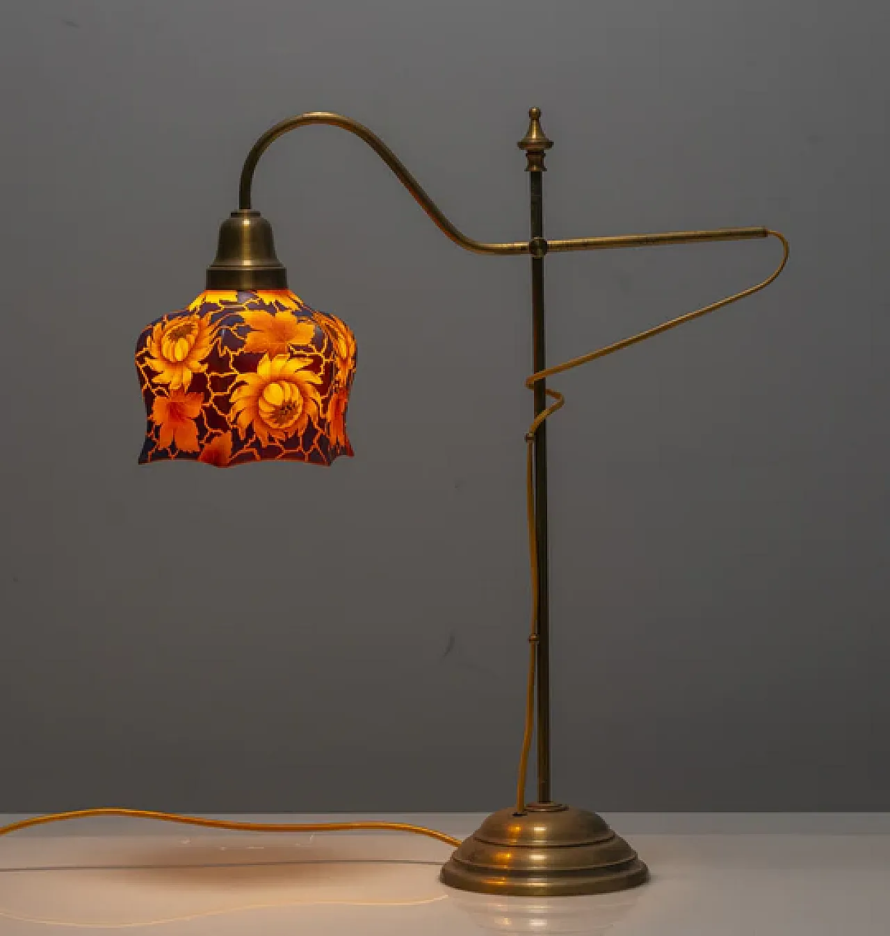 Glass lampshade, 1920s 9