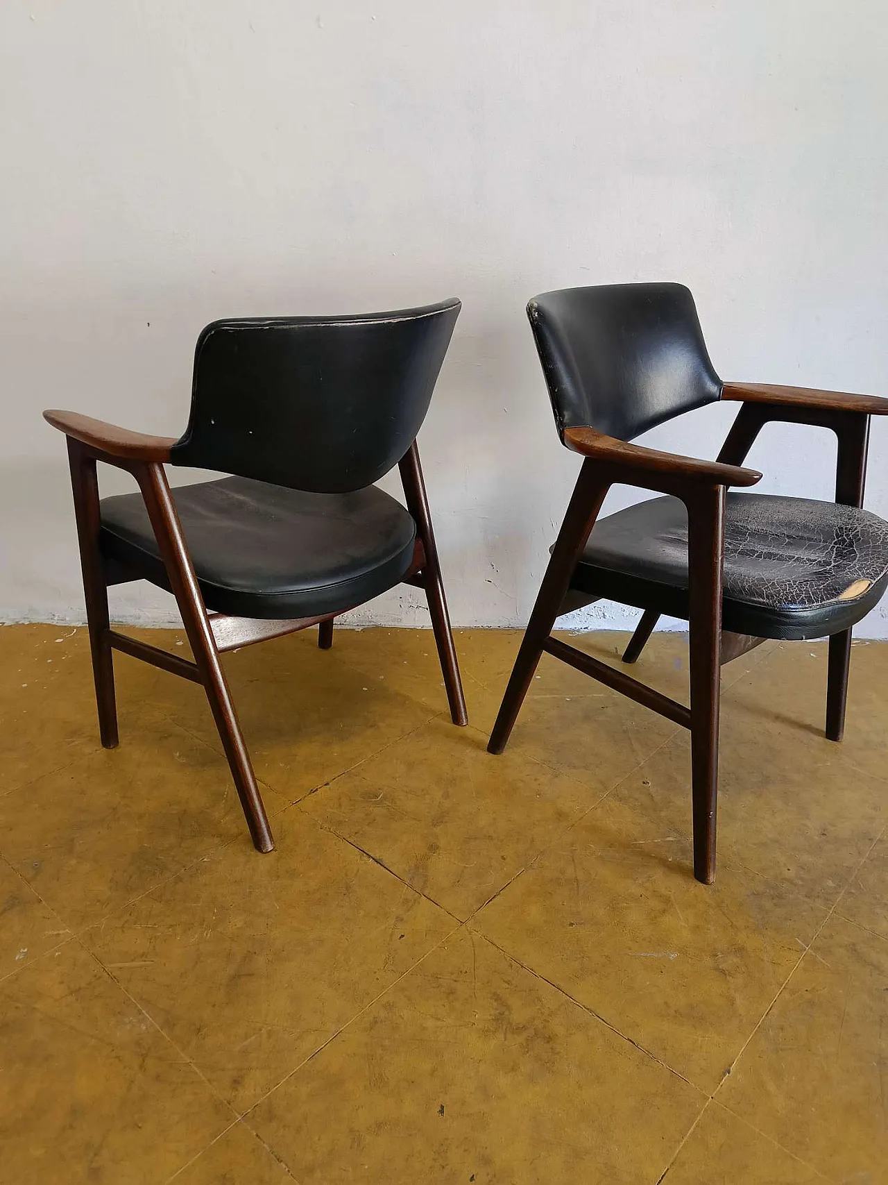 Pair of armchairs by Erik Kirkegaard in teak, 1950s 4
