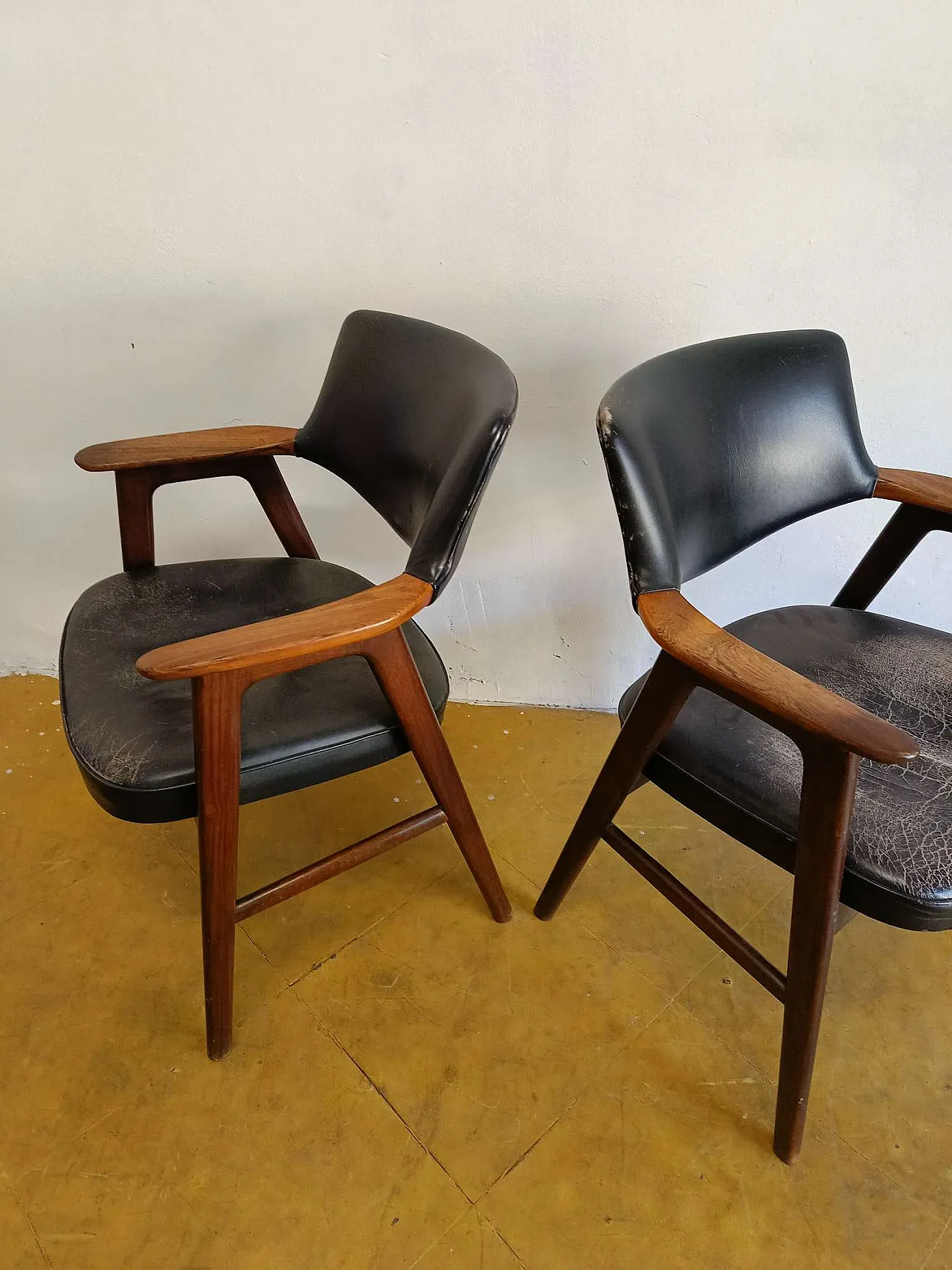 Pair of armchairs by Erik Kirkegaard in teak, 1950s 6