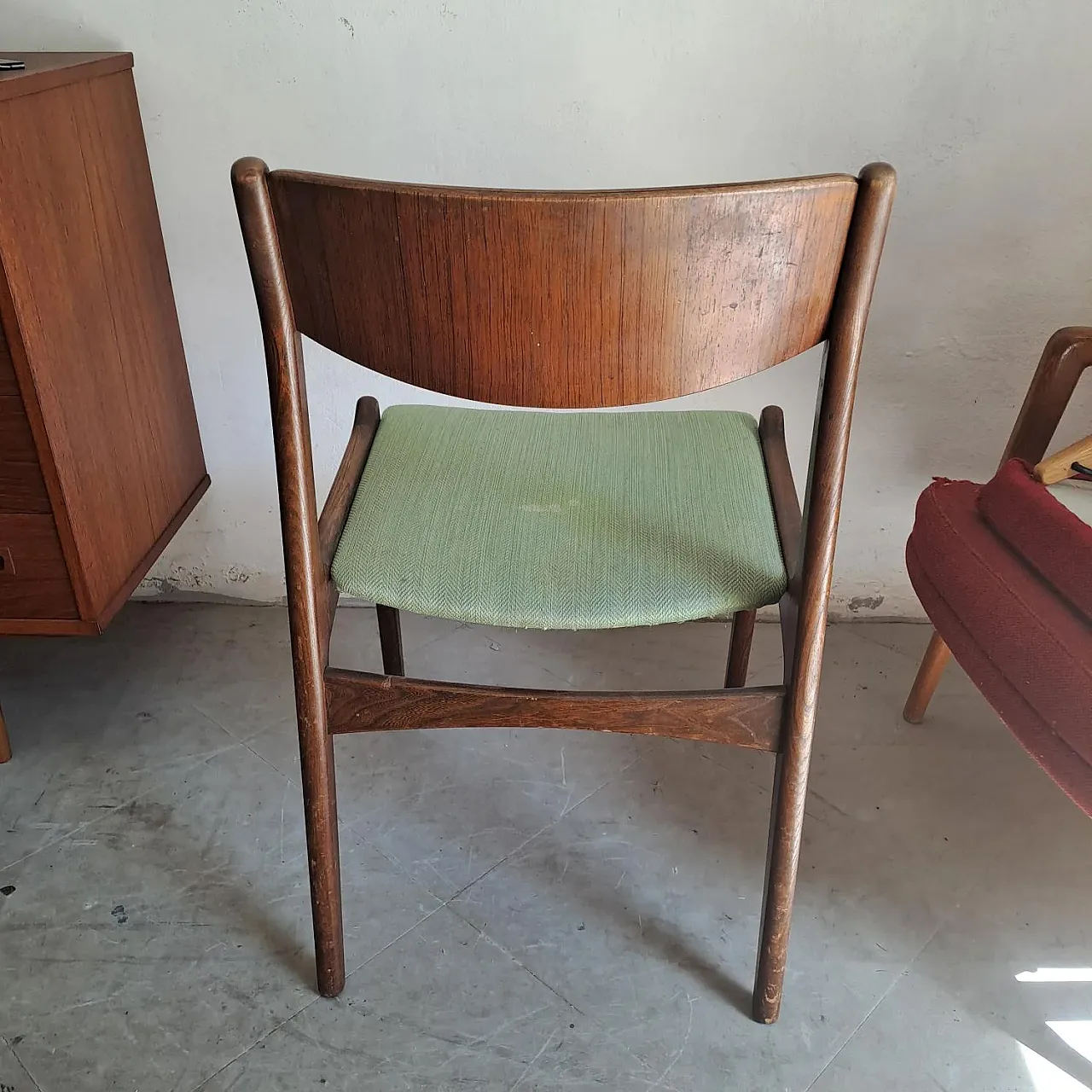 Chair by P.E.Jørgensen with continuous backrest, 60s 4