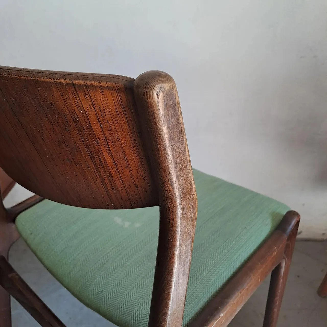 Chair by P.E.Jørgensen with continuous backrest, 60s 5