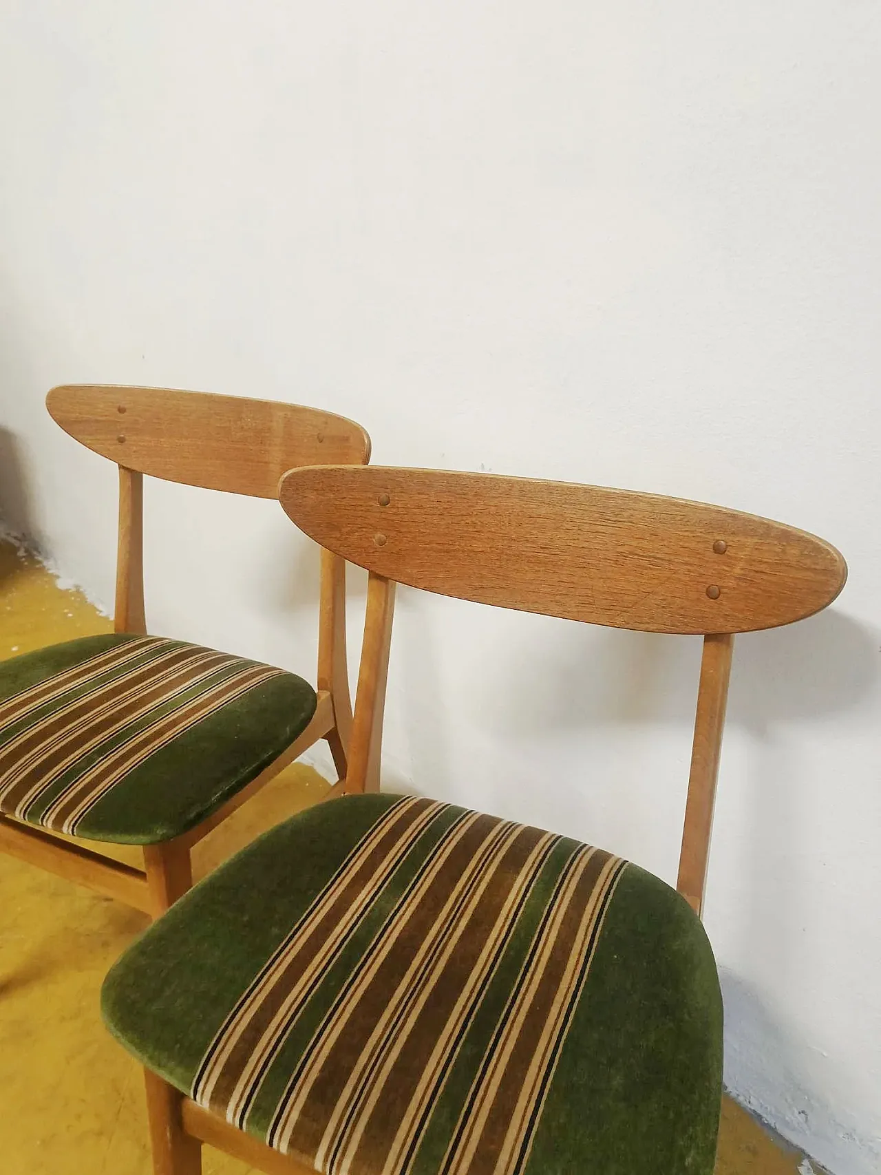 Pair of Farstrup chairs model 210 Danish teak, 1950s 3