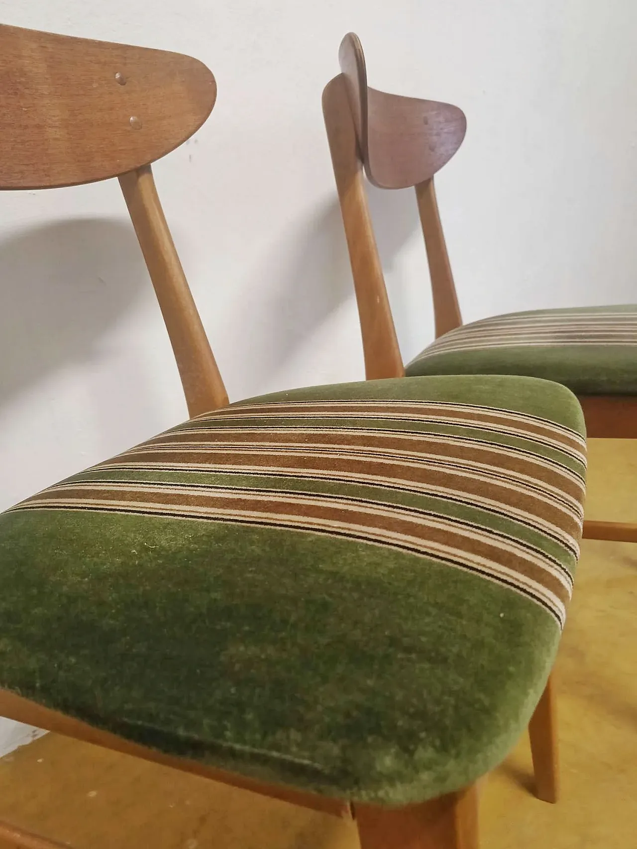 Pair of Farstrup chairs model 210 Danish teak, 1950s 4