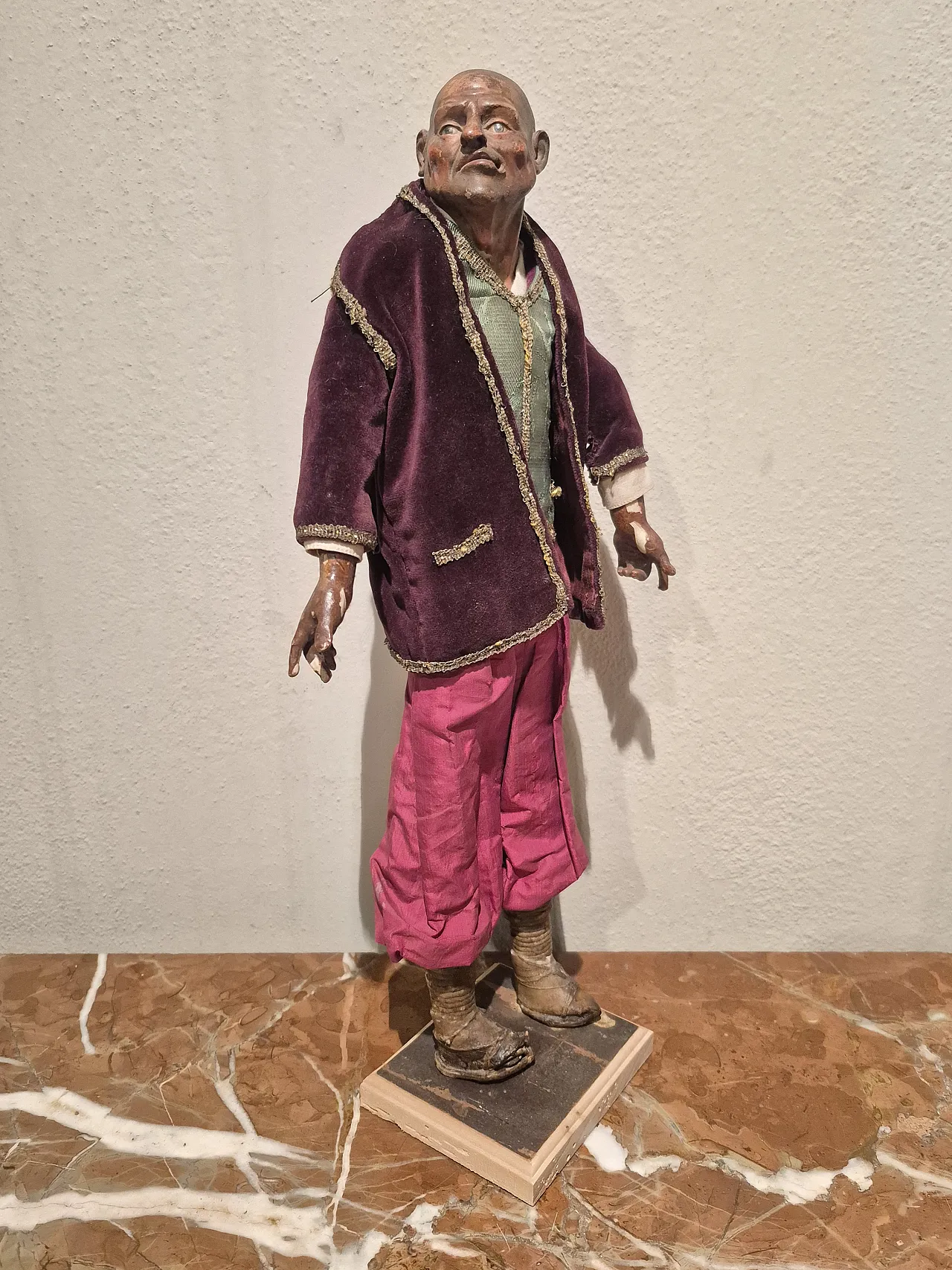 Shepherd nativity scene statue in terracotta, glass, polychrome fabric 2