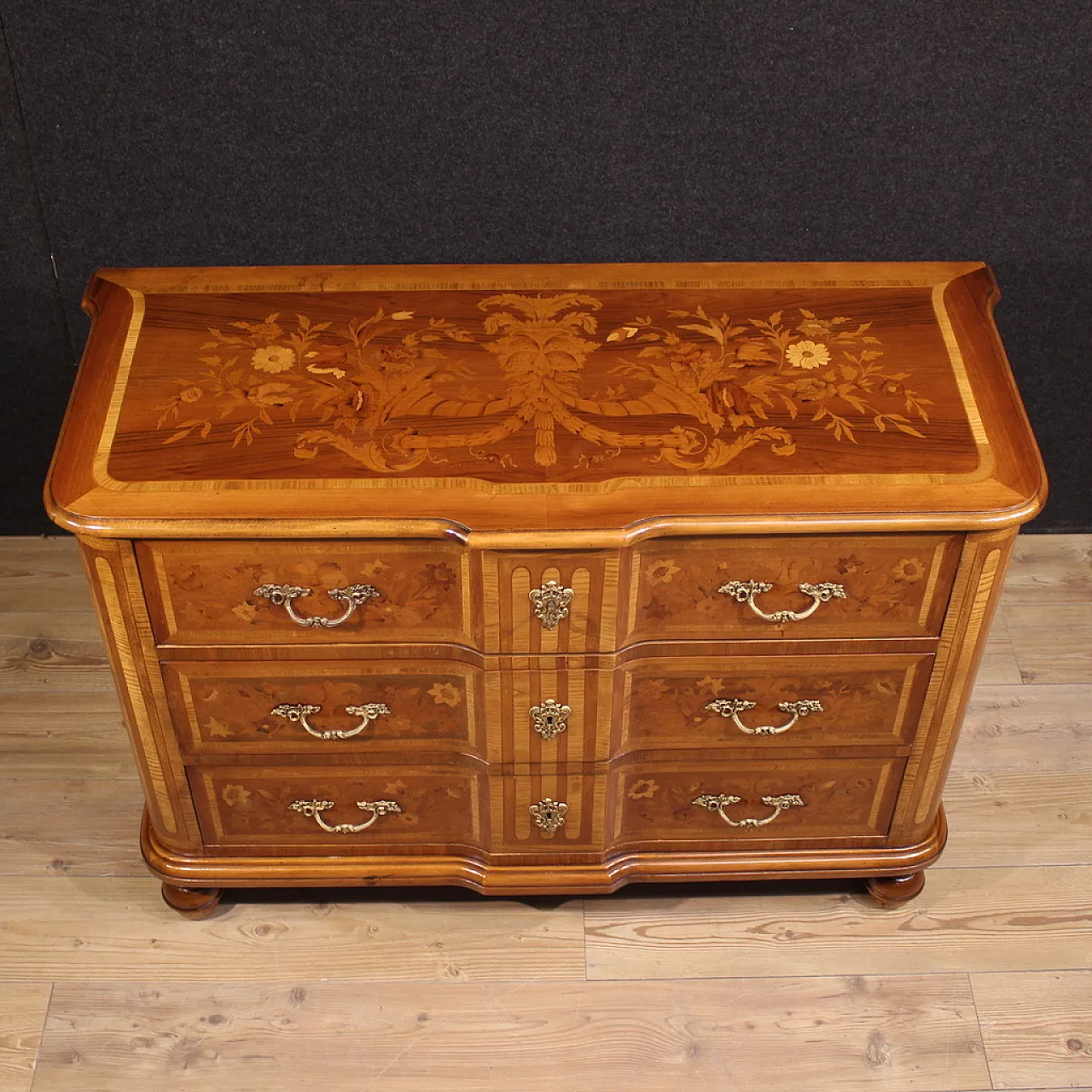 Italian inlaid chest of drawers in exotic woods, 20th century 6