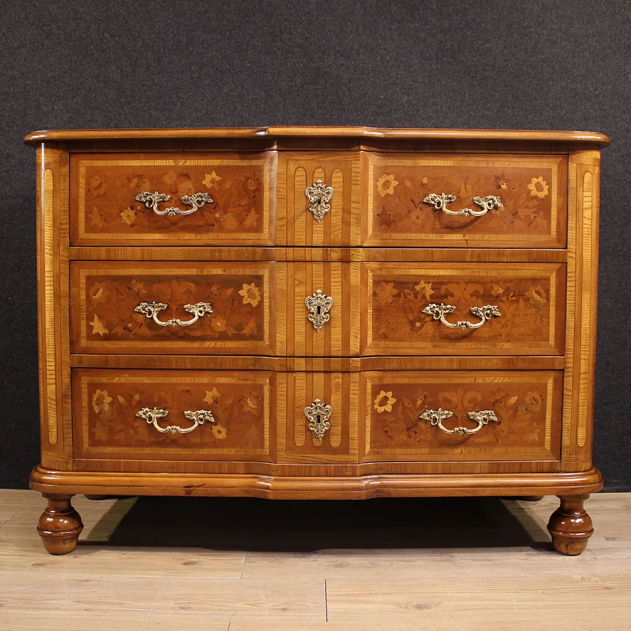 Italian inlaid chest of drawers in exotic woods, 20th century 7