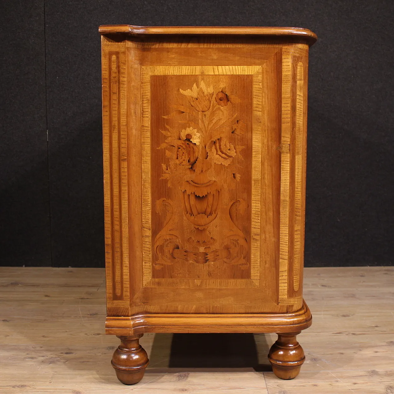 Italian inlaid chest of drawers in exotic woods, 20th century 12
